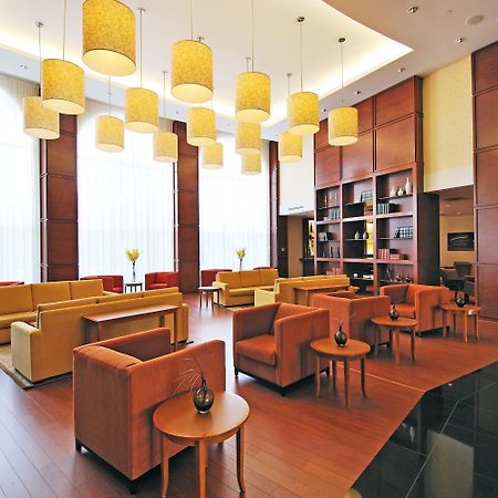 Holiday Inn & Suites Montreal Airport By Ihg Dorval Dış mekan fotoğraf