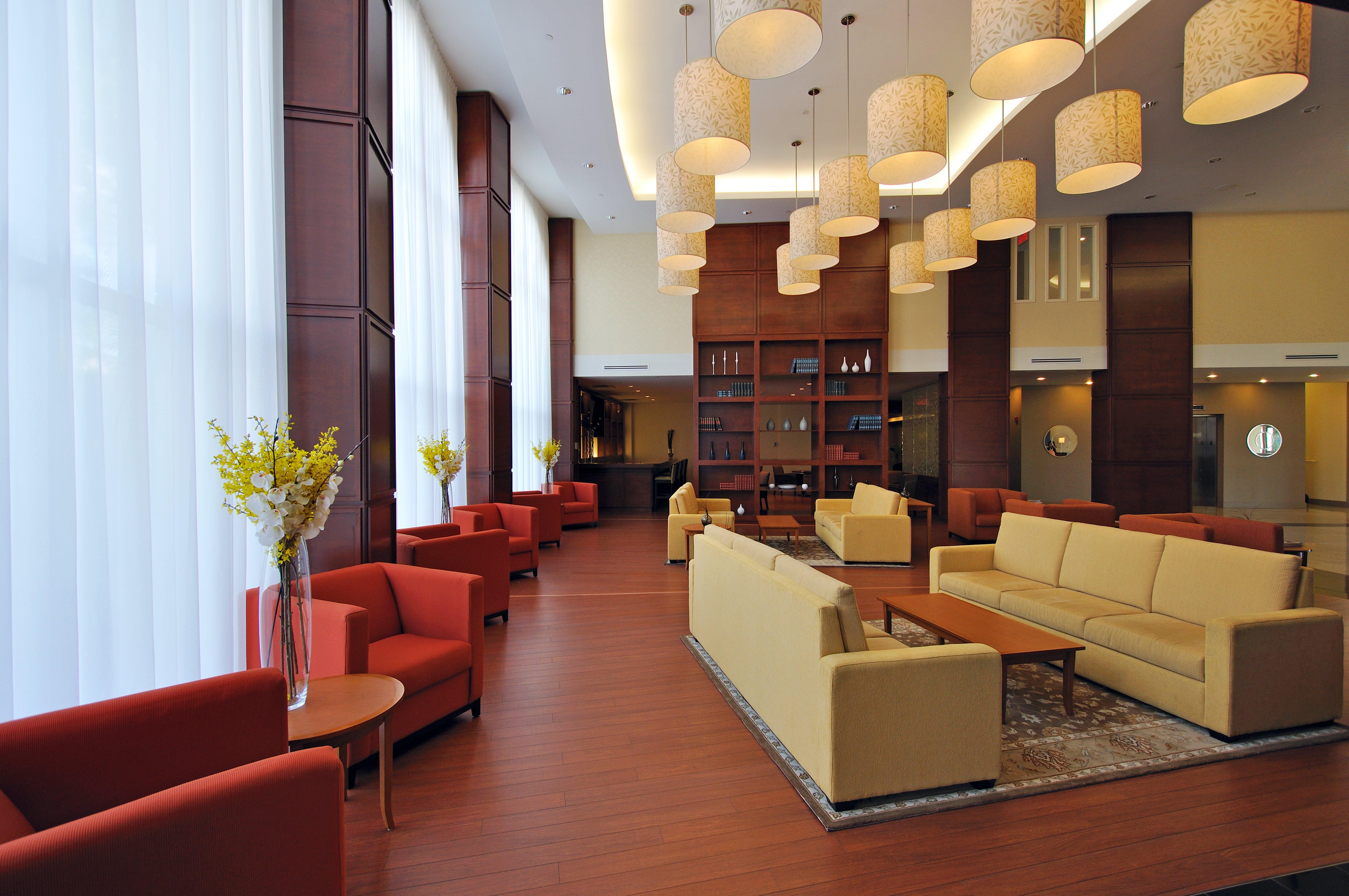 Holiday Inn & Suites Montreal Airport By Ihg Dorval Dış mekan fotoğraf